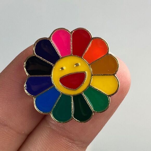 Rainbow Smiley Flower Enamel Pin/ Brooch Lapel - Picture 1 of 6